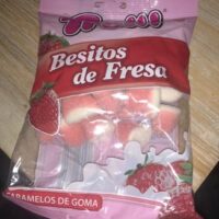 Trolli Besitos from Strawberry X 250 GR. (]
