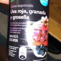 zumo exprimido uva roja granada and grosella