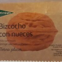 Bizcocho with Walnuts