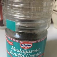 Madagascan Vanilla grinder