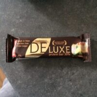 De Luxe Protein Bar Lemon Cheesecake