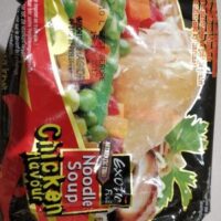 Instant Noodles and es Flavor Chicken