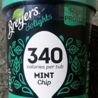 Breyers delight - Mint Chip