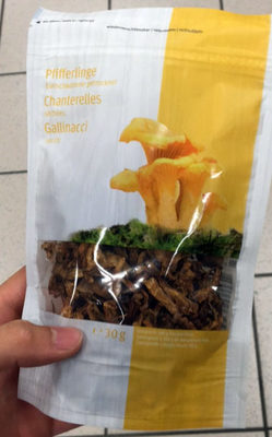 Chanterelles Dried Chanterelles séchées