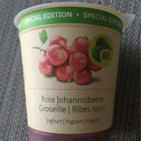 Yoghurt groseille