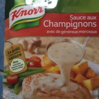 Sauce with champignons